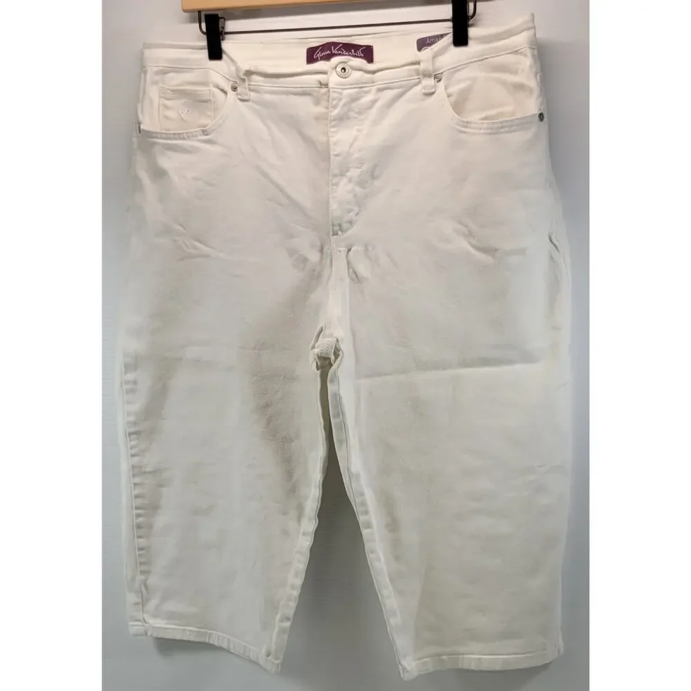 L9) Gloria Vanderbilt Amanda Capri White Studded Denim Pants 18 Missy